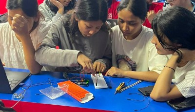 3-Credit-hour Robotics Workshop 2083